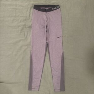 Nike Pro DriFit Women’s Leggings - Gray/Silver